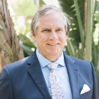 Michael Glenn headshot